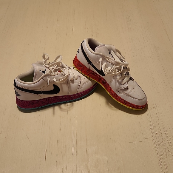 Nike Air Jordan Size 4Y - Picture 1 of 5